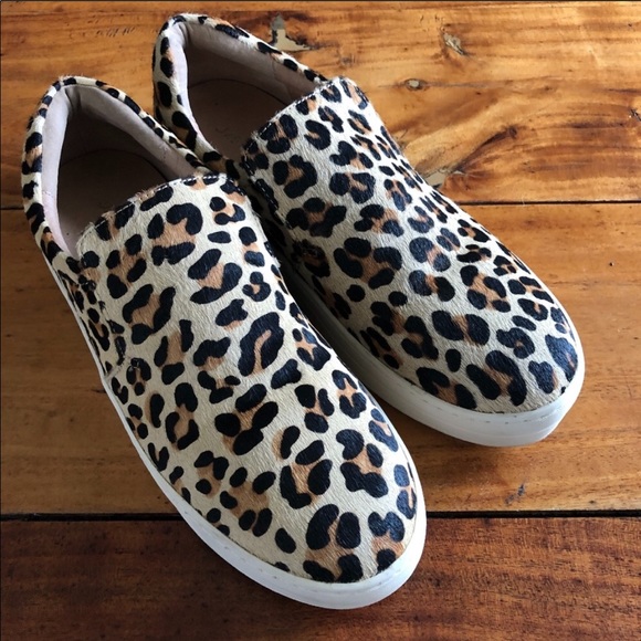 J/SLIDES Shoes - 💕Leopard J Slides In Excellent Condition 💕